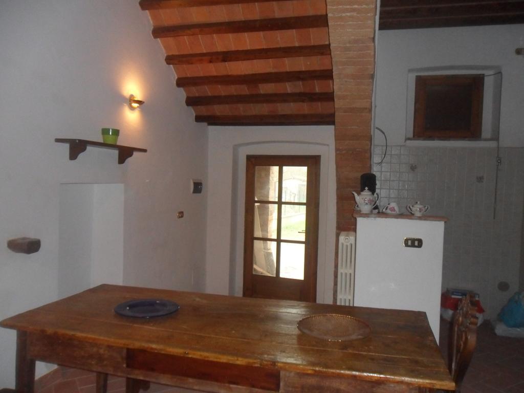 Apartamento La Civetta Torrita di Siena Habitación foto