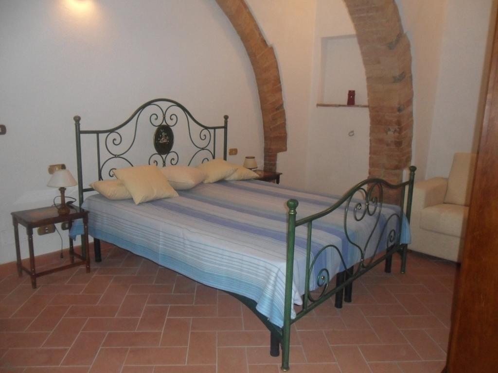 Apartamento La Civetta Torrita di Siena Habitación foto